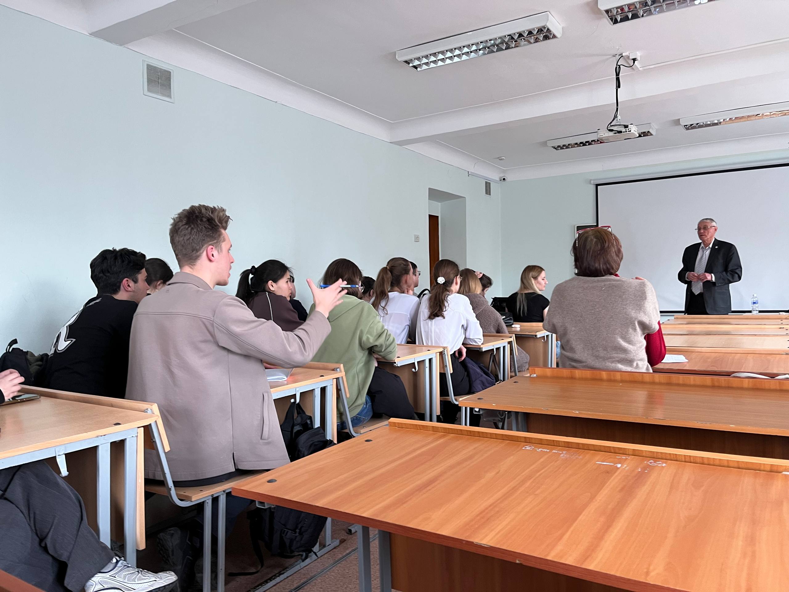 2IMG_20260403_142131_865